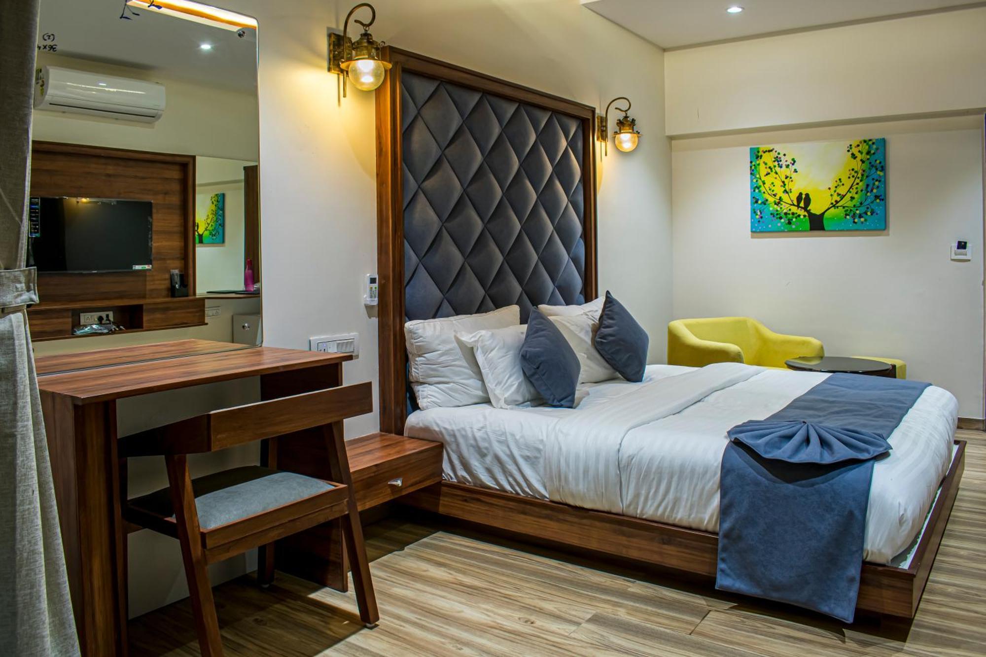 Krishna Riverside Resort Vasad Exterior photo