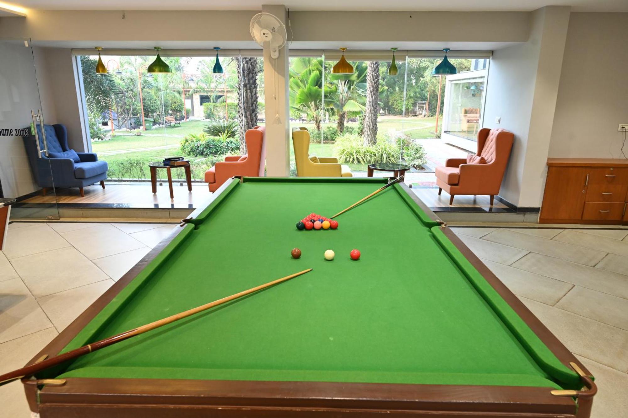 Krishna Riverside Resort Vasad Exterior photo